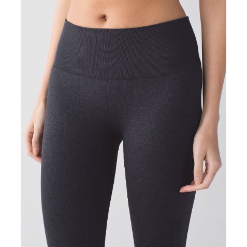 Lululemon In The Flow Crop II Leggings in Heathered Deep Coal - Picture 6 of 12